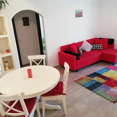 Cosy Central Апартаменти Бухарест