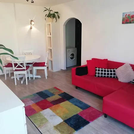 Cosy Central Apartment Bucharest